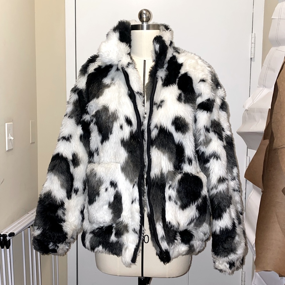 Milk fluffy jacket